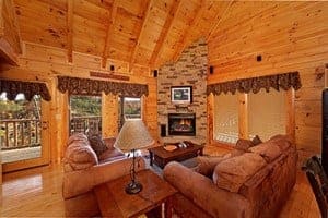 Large living room in A Bear Hug cabin