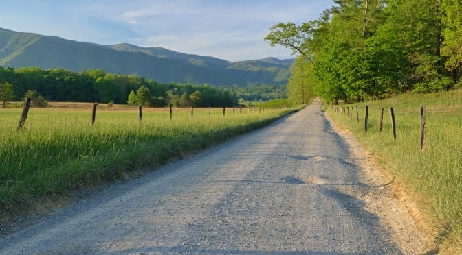 Top 4 Reasons to Drive the Cades Cove Loop Road