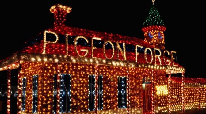 Trolley Tours of the Pigeon Forge Christmas Lights Return This Holiday Season