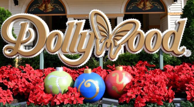 What to Expect During Dollywood’s Smoky Mountain Christmas