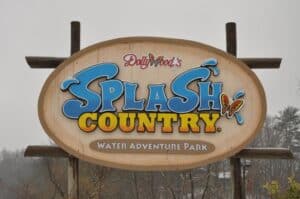 The sign for Dollywood's Splash Country welcomes guests to an exciting day at the waterpark!